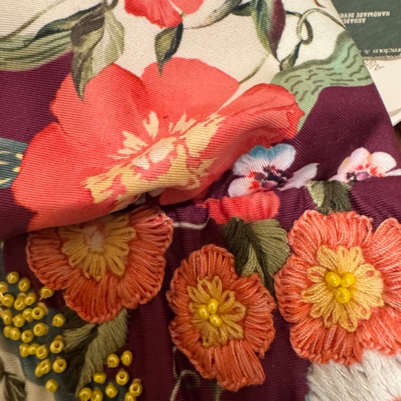 Luxury Bikini Top. Agua Bendita US. Size Large. Fits Like a Medium - Picture 7 of 8